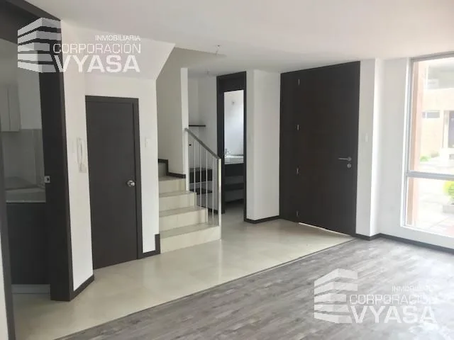 Valle de Los Chillos - San Carlos de Alangasí, a Estrenar Casa de Venta 116 m² (C - 3) — imagen 2