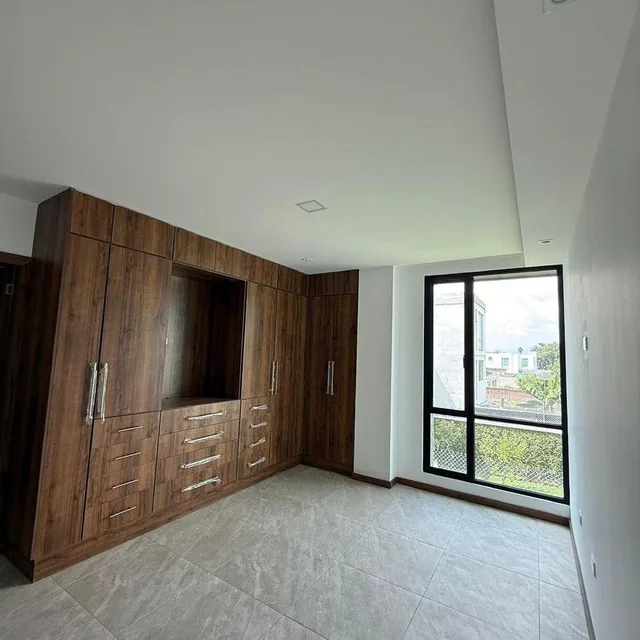 Departamento en Venta por Estrenar de 3 Habitaciones, Sector Lumbisi, Cumbaya — imagen 2
