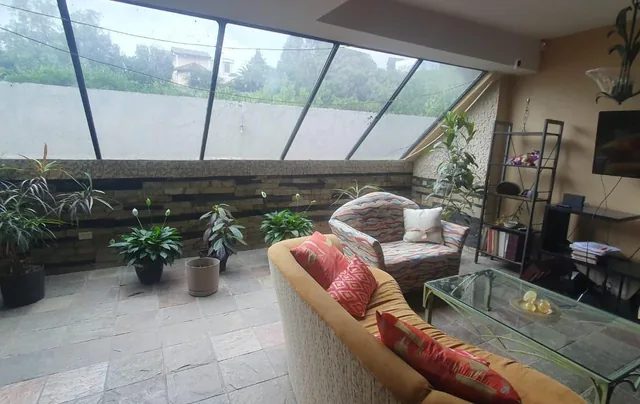 Casa de Venta en Cumbaya Exclente Ubicacion — imagen 4