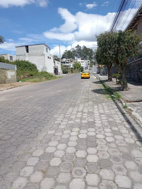 Se Vende Terreno en El Sector Puente 2 en El Valle de Los Chillos en $ — imagen 2