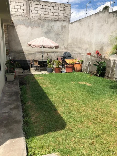 Vento Terreno Industrial con Casa en El Sector de Carcelén Industrial — imagen 5