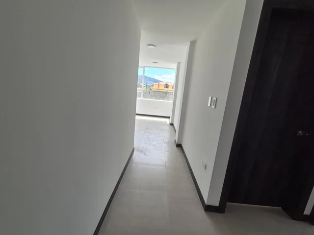 Hermosa Casa por Estrenar Urb. Privada San Francisco - Valle de Los Chillos — imagen 2