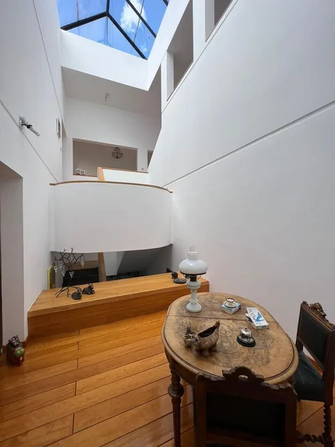 Mv - Colinas de Pichincha, en Venta Casa de Lujo 5d, 1485 m² Útiles con Piscina — imagen 2