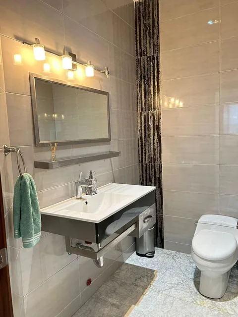 Mocoli Urbanizacion Excelente Villa de 3 Dorm. con Piscina Linda, Guayas — imagen 3