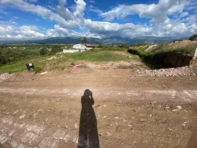 En Venta 600 m² en Tumbaco Sector Polígono en Derechos y Acciones — imagen 4