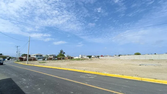Vendo Terreno de 4000 m² a Pocos m La Playa de Las Conchas en Salinas — imagen 5