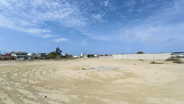 Vendo Terreno de 4000 m² a Pocos m La Playa de Las Conchas en Salinas — imagen 4