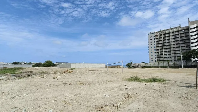 Vendo Terreno de 4000 m² a Pocos m La Playa de Las Conchas en Salinas — imagen 2
