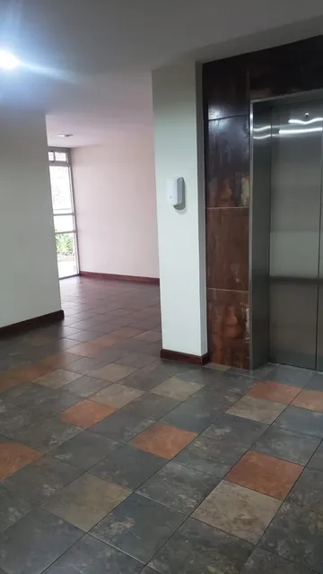 Departamento de Venta Cerca Al Centro Comercial El Bosque — imagen 2