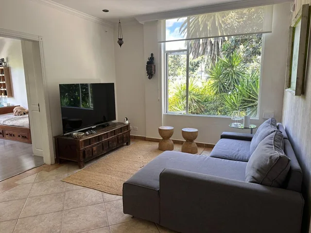 Departamento Ubicado Dentro de Urbanización Exclusiva y Seguro. Sector Menor — imagen 3