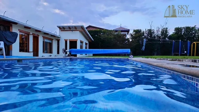 Quinta en Venta en Guayllabamba | Piscina, Jardín y Casa de Huéspedes — imagen 4