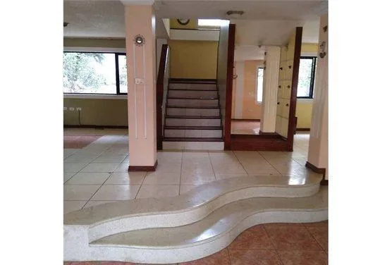 Casa en Venta 370 m² San Rafael — imagen 2