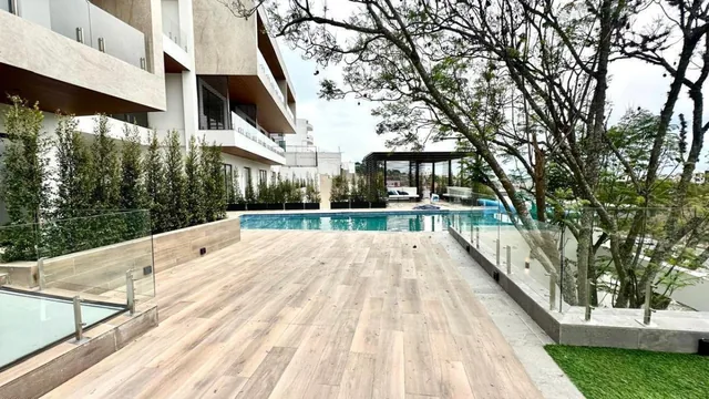 Suite de Arriendo en Cumbayá con Terraza. Provincia de Pichincha — imagen 4