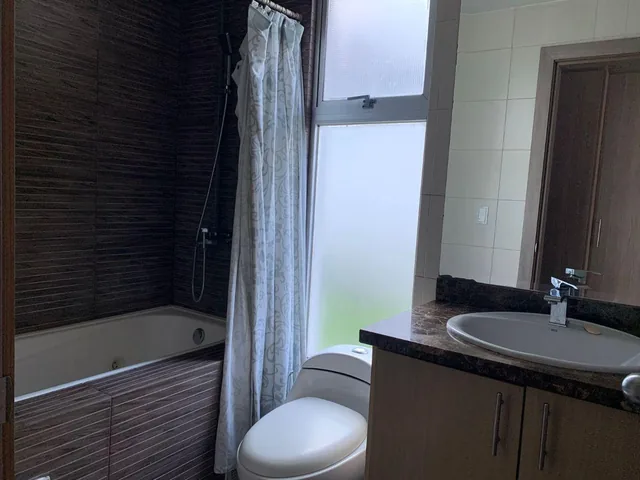 Vendo Departamento de Lujo 2 Dorm. y Jardín Quito Tenis — imagen 3