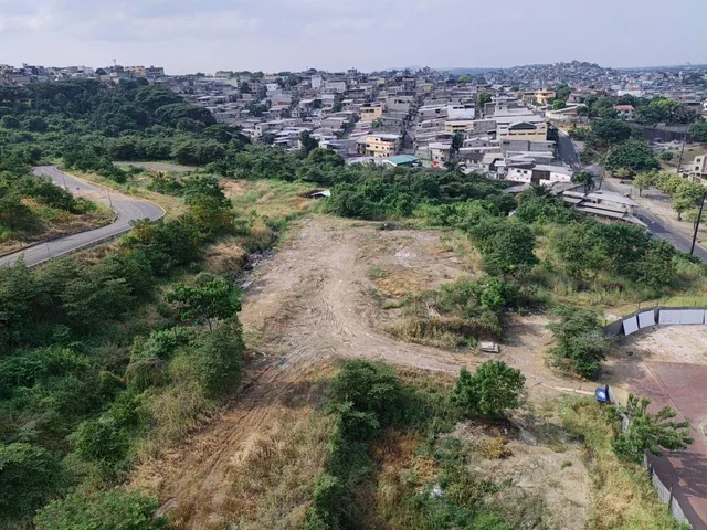 Terreno de 5329.43 m² Ideal Para Proyectos Varios Contiguo Al Edf La Vista Tower, Guayas — imagen 2