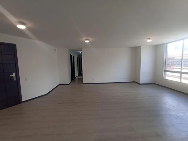 Carcelen Vendo Departamento por Estrenar 3 Dorm. 110 m² Primer Piso — imagen 2