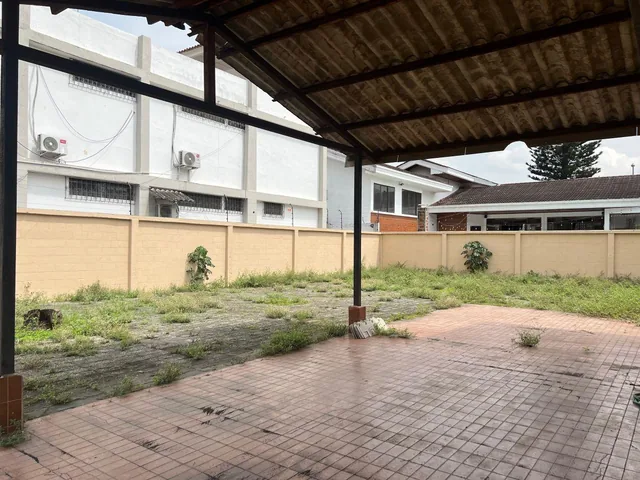 Venta 600 m² de Terreno, 305 m², de Construcción Ceibos, Avda. Leopoldo Carrera Calvo, Guayas — imagen 4