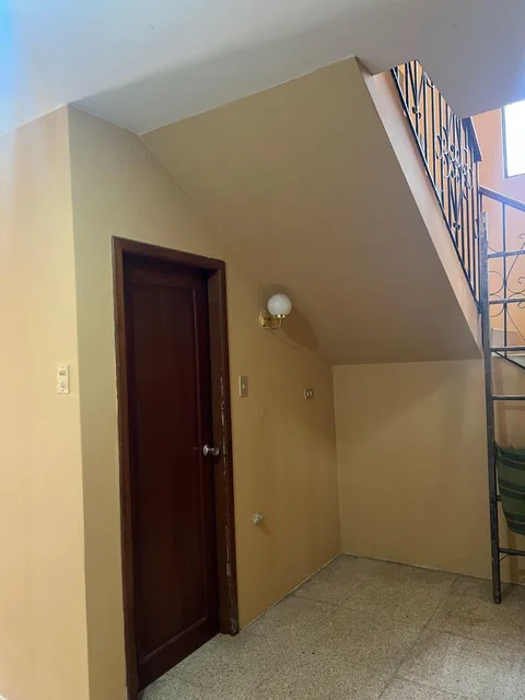 Venta 600 m² de Terreno, 305 m², de Construcción Ceibos, Avda. Leopoldo Carrera Calvo, Guayas — imagen 2