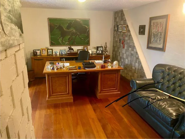 Venta de Casa con 4 Dorm. en Cumbayá, con 1547 m² Terreno — imagen 5