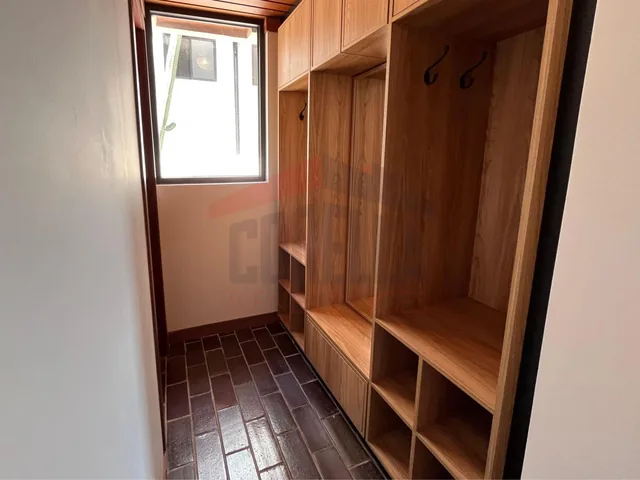 Venta o Renta Casa en Cumbayá Urbanización Miravalle 2, 4 Dorm.. Precio Oportunidad $425.000 — imagen 5