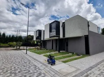 Casa en Venta Sector San Patricio Cumbayá — imagen 2