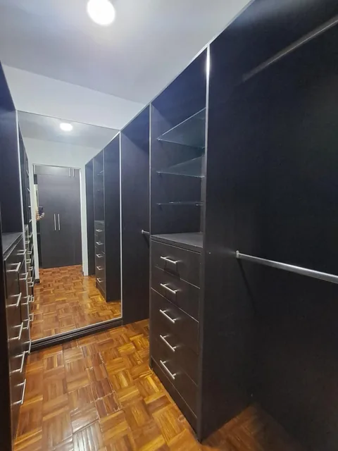 Se Vende Departamento en Los Ceibos 200 m² 3 Dorm. de Oportunidad, Guayas — imagen 2