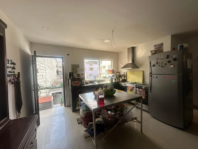 San Antonio de Pichincha - Casa Rentera de Venta Sobre Via Principal — imagen 4