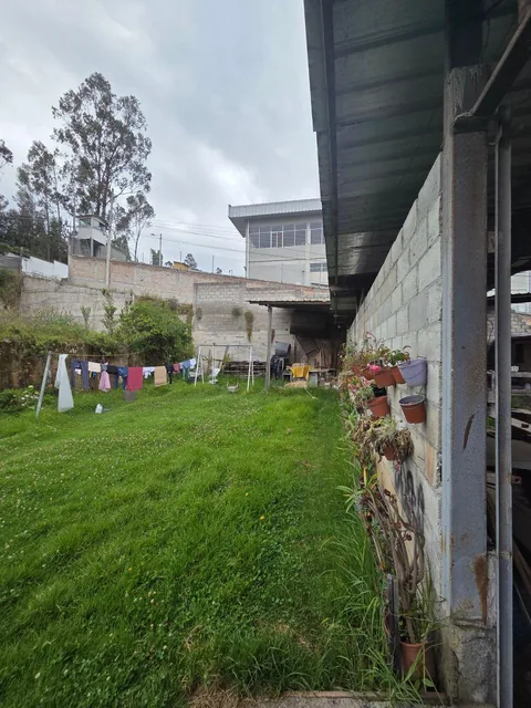 Terreno 1.250 m² Carcelén Industrial con Departamentos y Galpón $230k Negociable — imagen 3