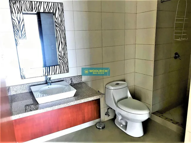 Riverfront, Vendo Penthouse Tipo Loft, Vista Al Rio, 1 Dorm, 2 Banos. Guayas — imagen 3
