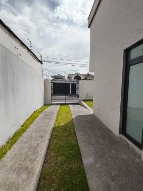 Sector La Armenia - Guangopolo. Casas en Venta a Estrenar, 145 m con Balcón — imagen 5