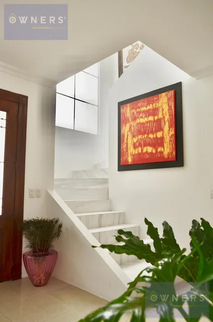 Venta Casa Remodelada Urb Torres del Sol (Jlr), Guayas — imagen 2