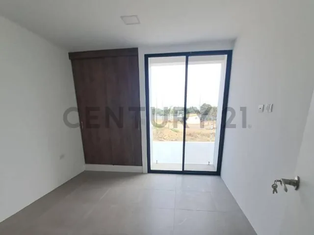 Venta de Casa de Estreno Urb. Costa Azul, Samborondon, Guayas — imagen 5