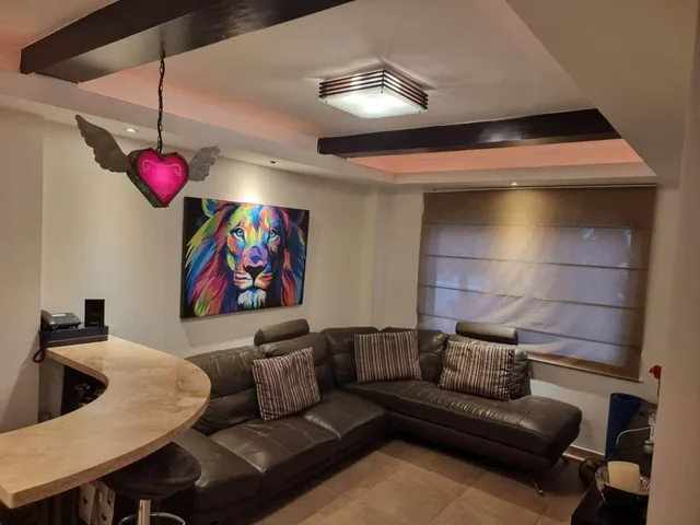 Ciudad Celeste - Amplia Casa con Piscina en Venta, Guayas — imagen 3