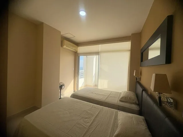 Departamento con 89 m² y 3 Dorm. en Venta en Norte de Playas, Vista Al Mar Ocean Club, Guayas — imagen 2