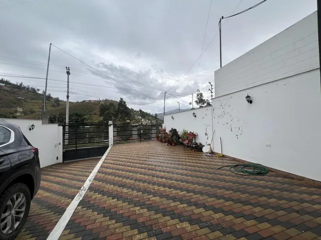 De Oportunidad Propiedad en Venta Tres Pisos 498 m² - Gualaceo, Azuay — imagen 5