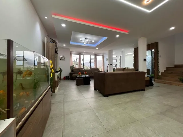 De Oportunidad Propiedad en Venta Tres Pisos 498 m² - Gualaceo, Azuay — imagen 3