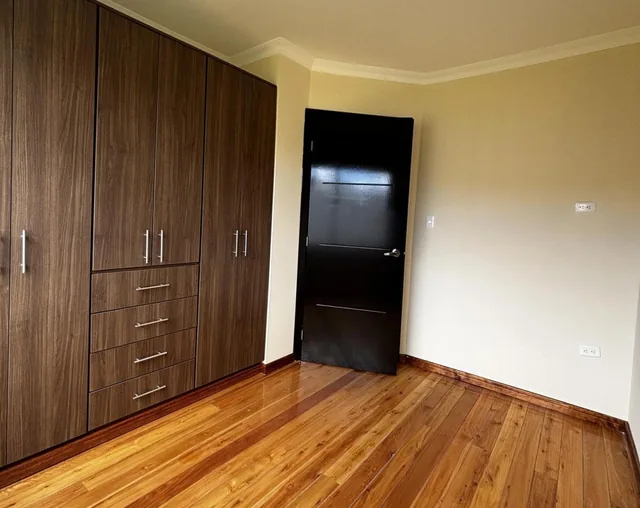 Vendo Departamento Duplex Dos Plantas Sangolqui, Ciudadela Banco del Fomento Inchalillo — imagen 4