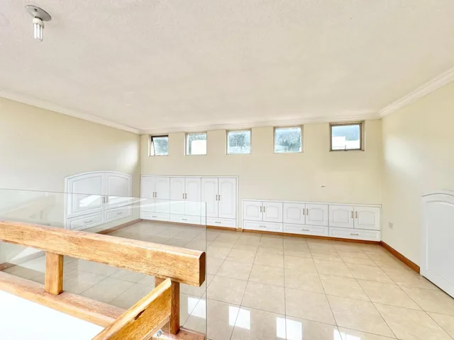 Casa en Venta de 859 m² en Miravalle — imagen 2