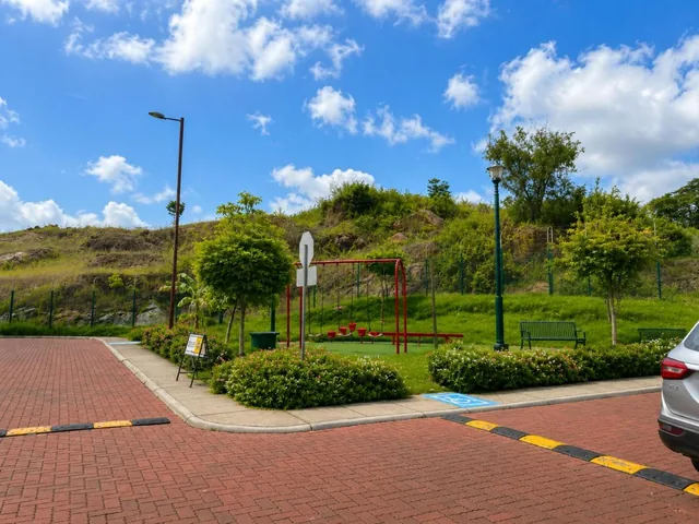 Terreno en Venta en La Aurora, Villa del Rey, 135.6 m², Guayas — imagen 4