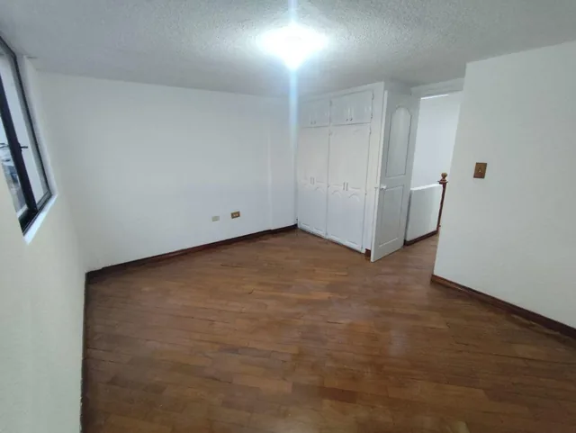 Casa con 152 m² Terreno y 6 Recámaras en Venta en San Bartolo — imagen 5