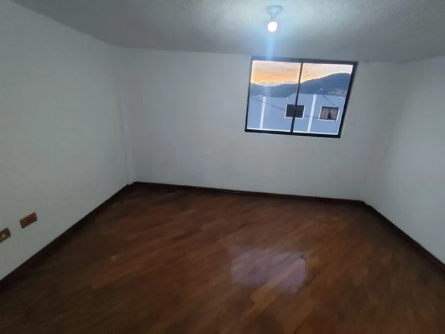 Casa con 152 m² Terreno y 6 Recámaras en Venta en San Bartolo — imagen 4