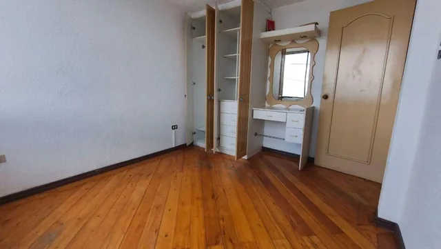 Casa en Venta de 2 Pisos en Conjunto Privado Calderón — imagen 4
