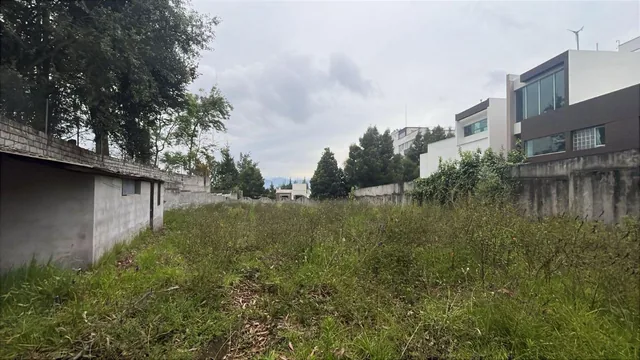 Vendo Terreno en Lomas de Monteserrin — imagen 2
