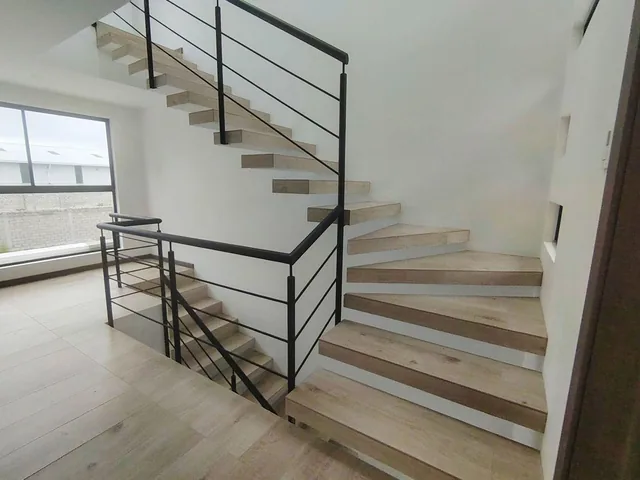 Casa Vip por Estrenar Sector Calderón Dentro de Conjunto Habitacional — imagen 4