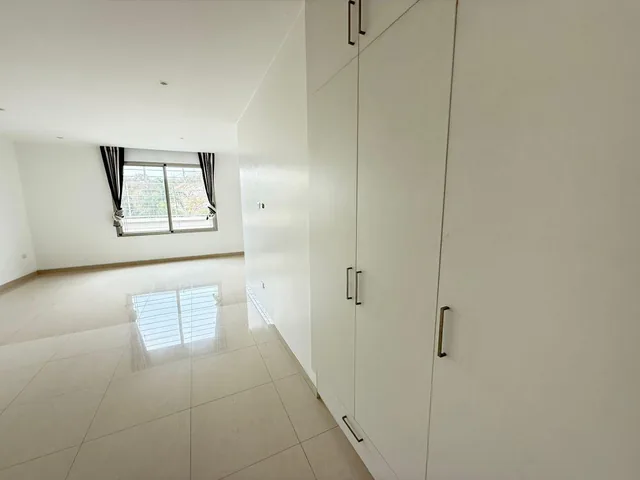 Vendo Casa en Los Parques (Zona Ceibos), Guayas — imagen 5