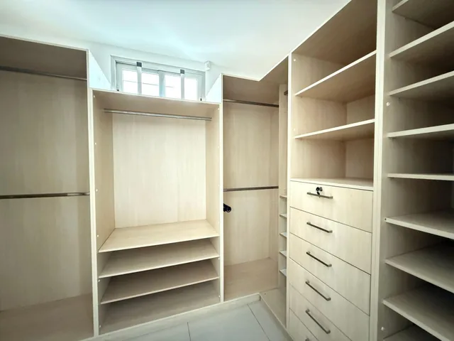 Vendo Casa en Los Parques (Zona Ceibos), Guayas — imagen 3