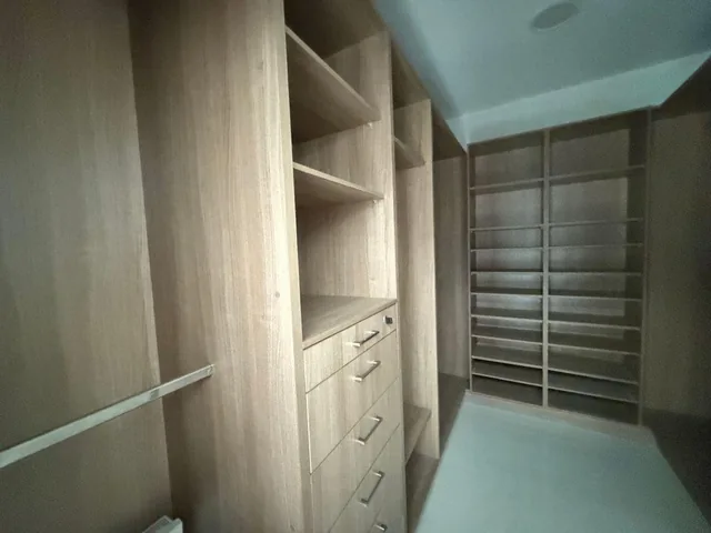 Vendo Casa en Los Parques/ Zona Ceibos, Guayas — imagen 2