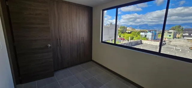 Se Vende Departamento en Conocoto — imagen 2