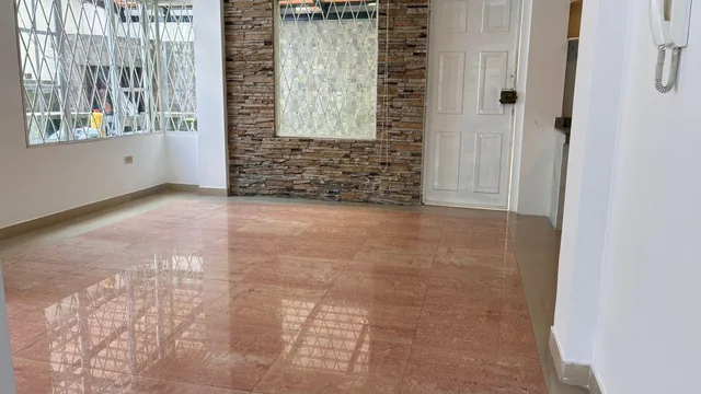 Venta Casa Valle de Los Chillos — imagen 3