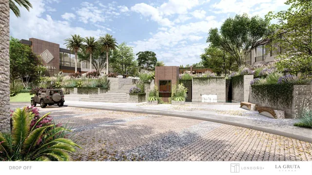 Espectacular Local Comercial de Venta en Plaza La Gruta, Puembo! — imagen 4